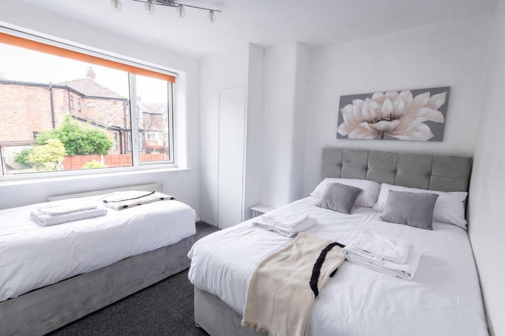 Windsor House 3 Bedrooms Sleeps 8 Manchester Luaran gambar